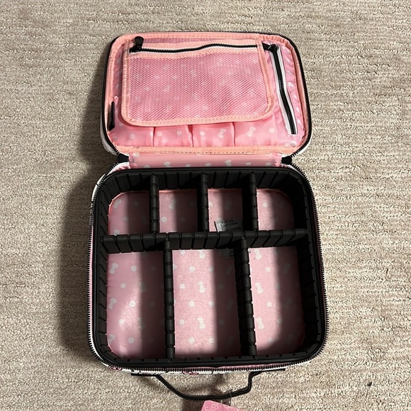 Impressions hello kitty Sanrio cosmetic vanity make up case - Picture 4 of 10